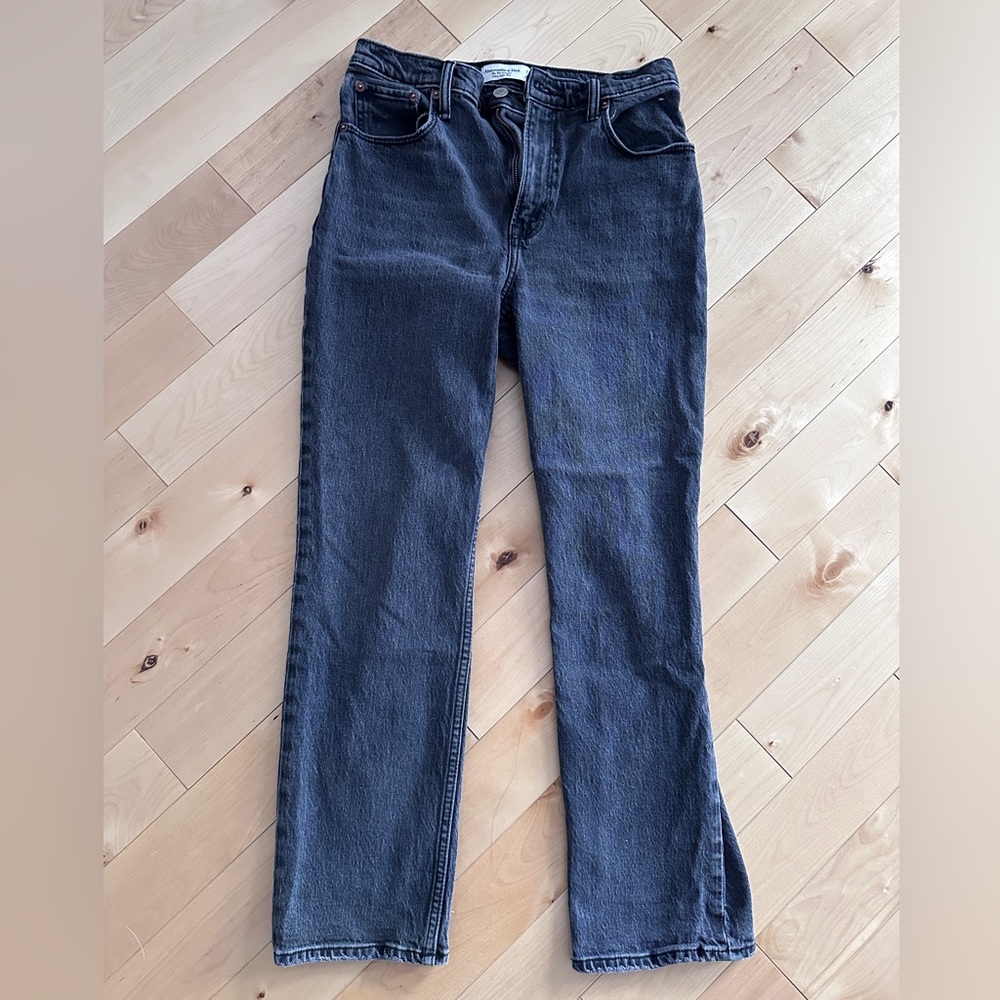 Abercrombie & Fitch Women's High Rise Straight Jeans in Charcoal Black